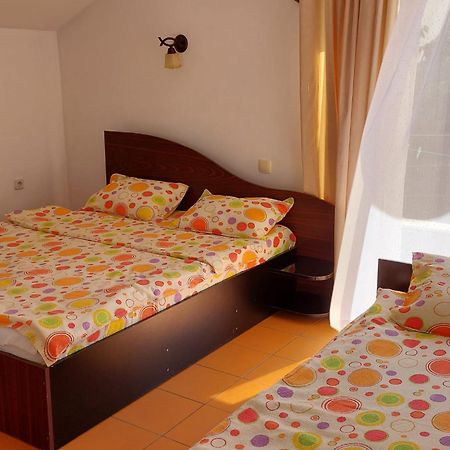 Vila Leonard Hotel Costineşti Exterior foto